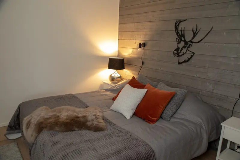 1-Bedroom Suite (43–44 m²)